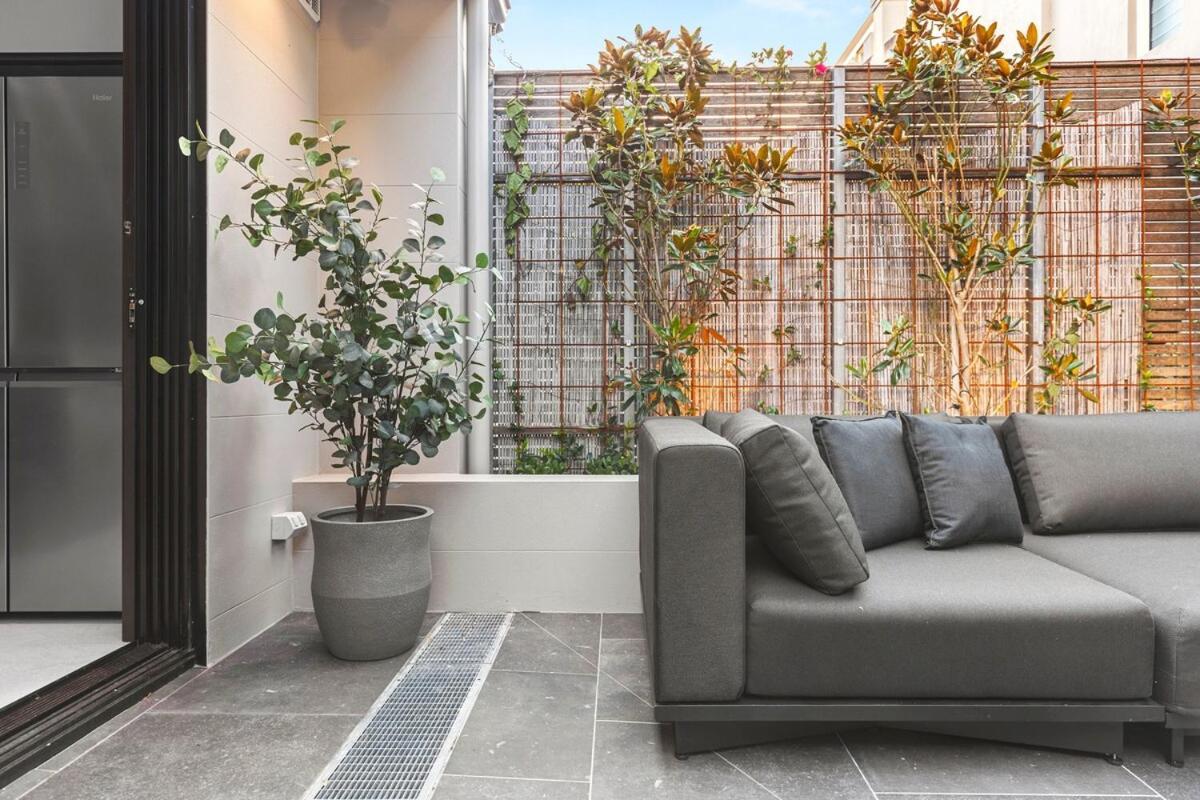 The Victorian Stone Terrace Holiday home Sydney